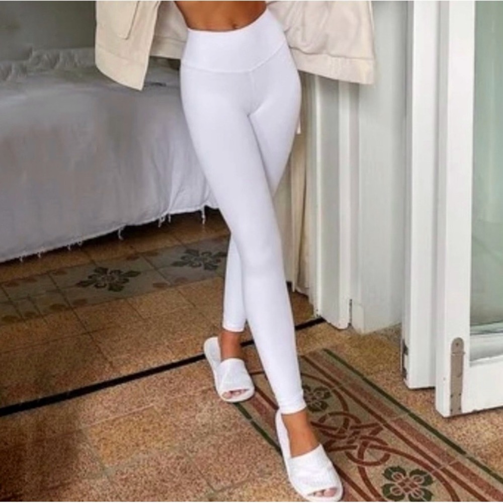 ALO Yoga White Leggings
